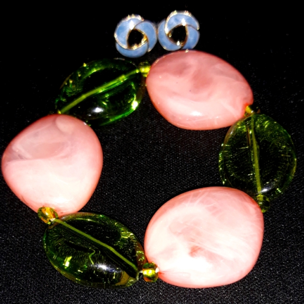 Bracelet and Earring Set.. pink/green...